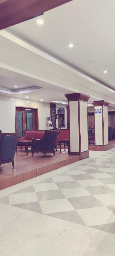 Hotel Bhimas Paradise Tirupati Luaran gambar