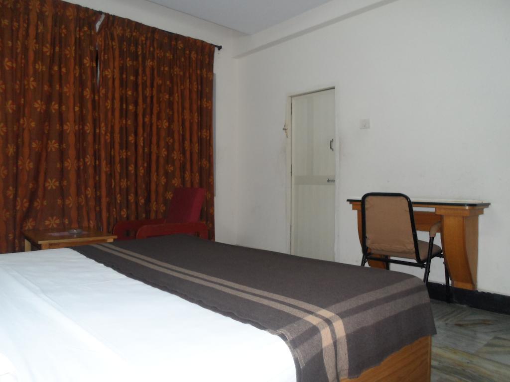 Hotel Bhimas Paradise Tirupati Luaran gambar